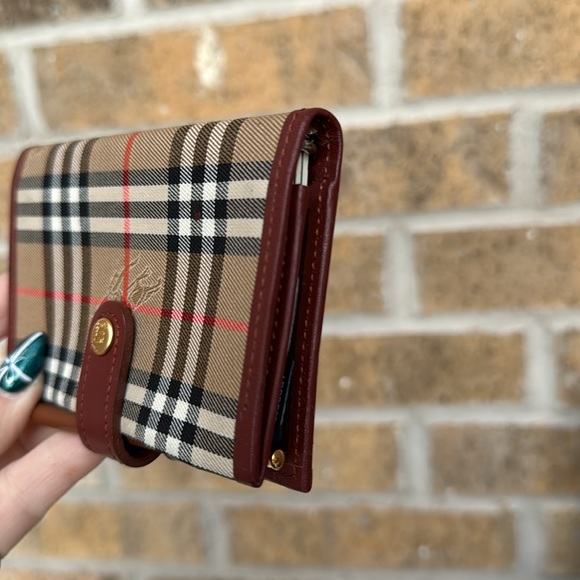 Burberry Nova Check Mini Planner and Pen Set - Picture 5 of 7